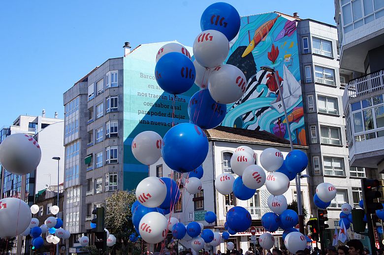 2016 05 01 ManifaPrimeiroMaioVigo04.JPG